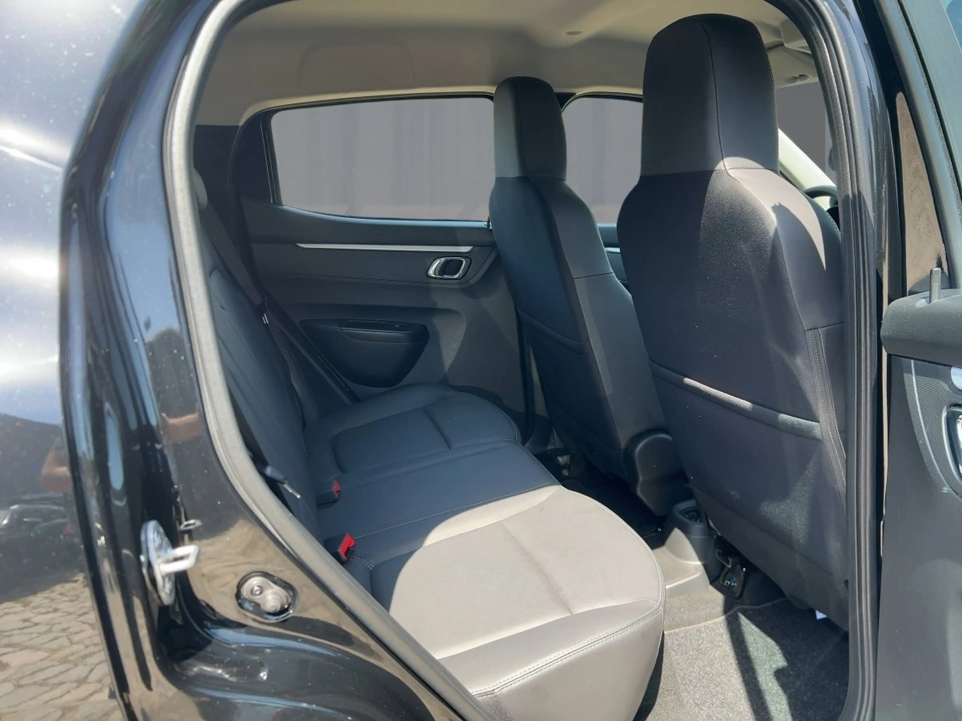 Dacia Spring Essential 45 CCS — photo 9