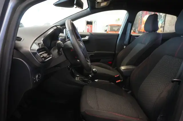 Ford Puma view 8