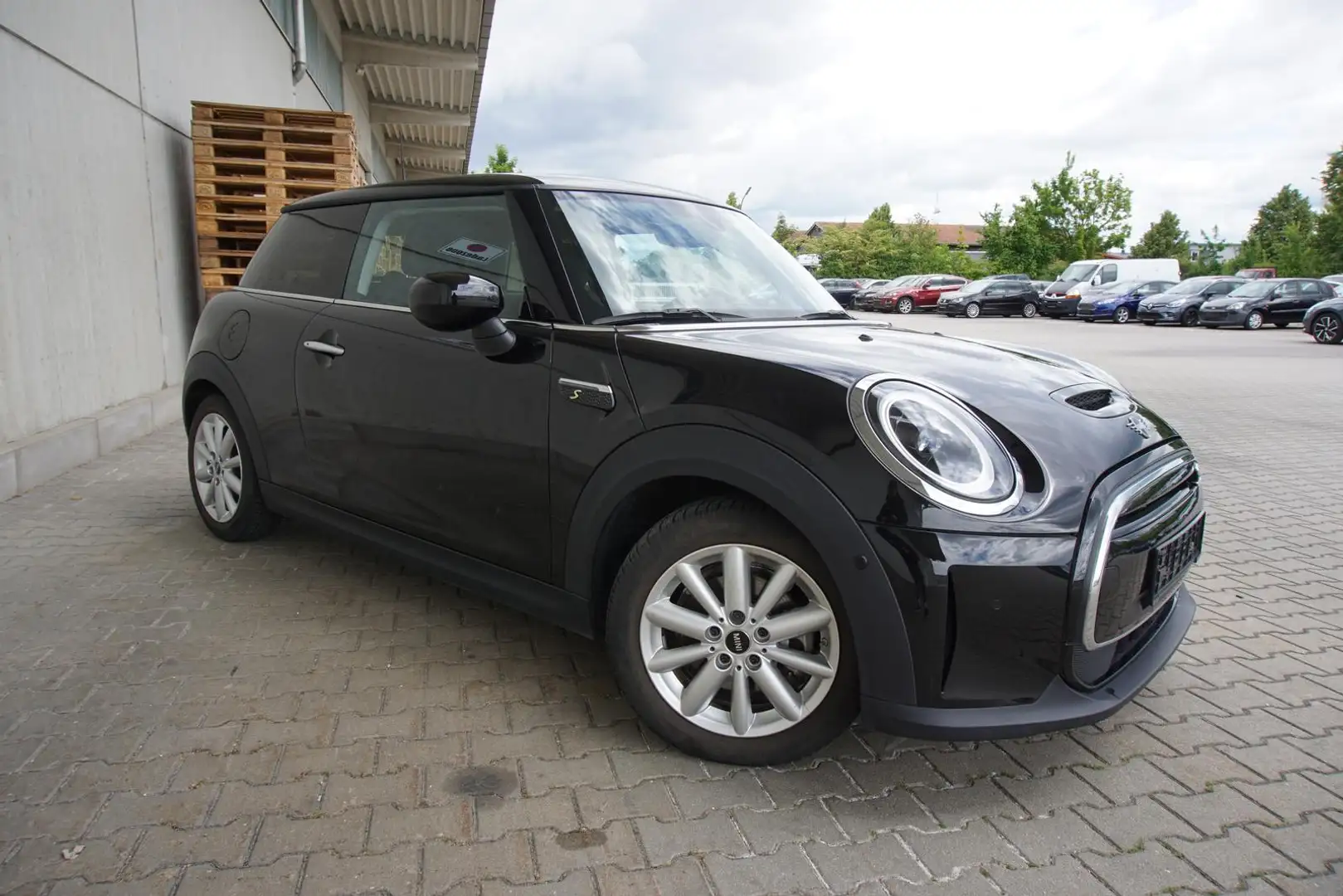 MINI Cooper SE Mini Cooper SE Navi Kamera SHZ ACC 1.Hd mtl.149.- Schwarz - 1