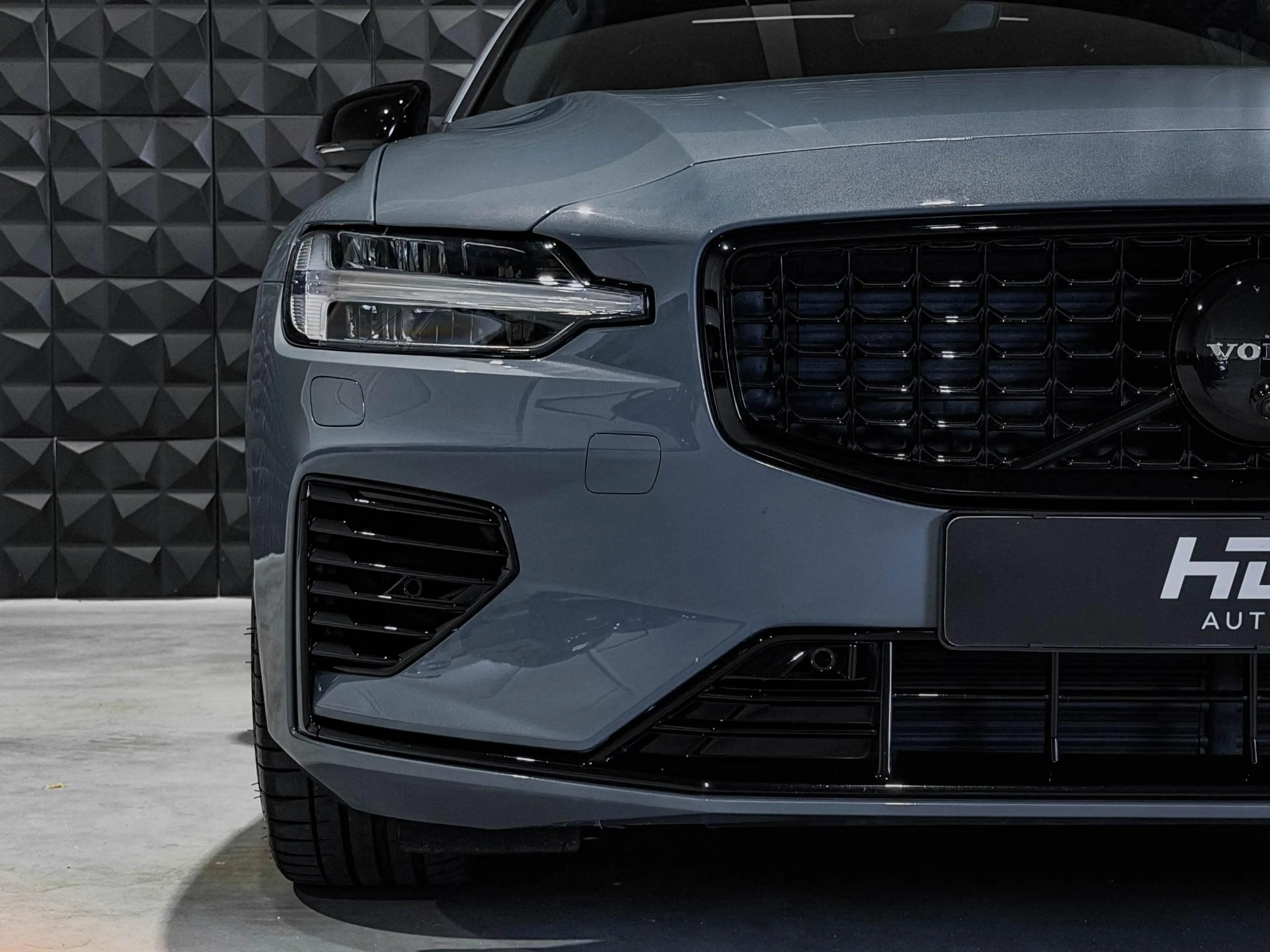 Volvo S60 2.0 T8 AWD Polestar | Pano | 20"| B&W | HUD | Bli — photo 29
