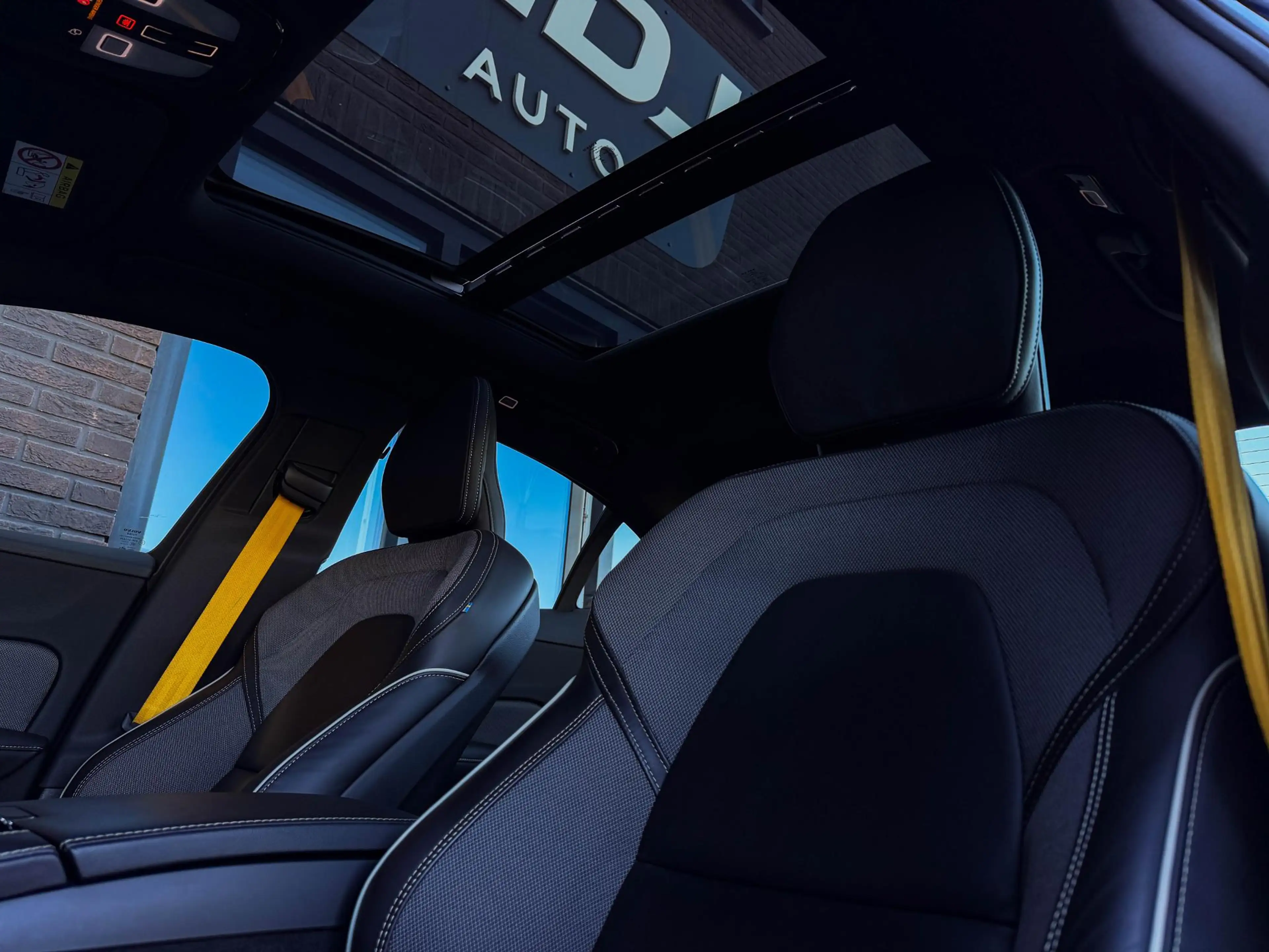 Volvo S60 2.0 T8 AWD Polestar | Pano | 20"| B&W | HUD | Bli — photo 14