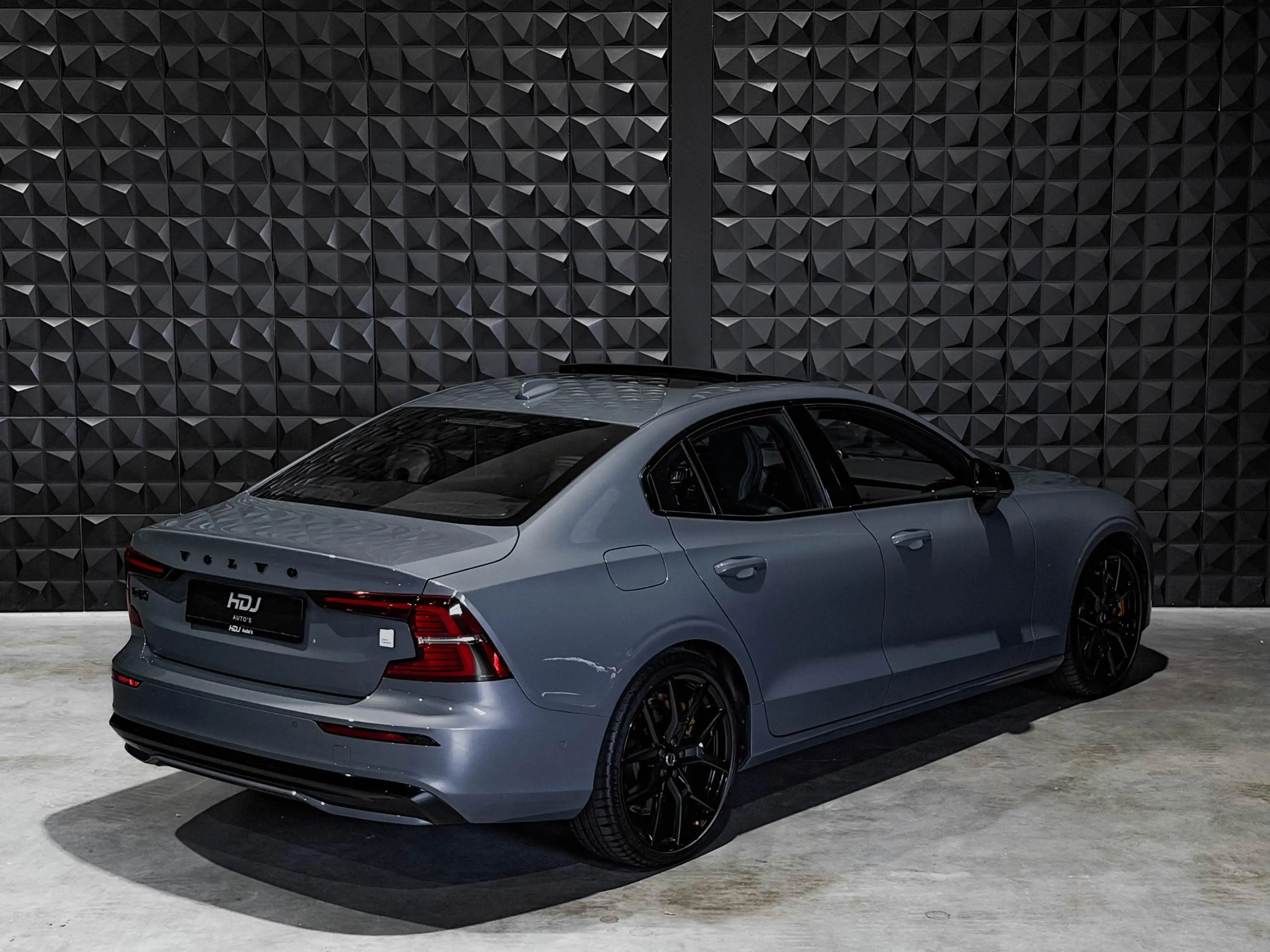 Volvo S60 2.0 T8 AWD Polestar | Pano | 20"| B&W | HUD | Bli — photo 44