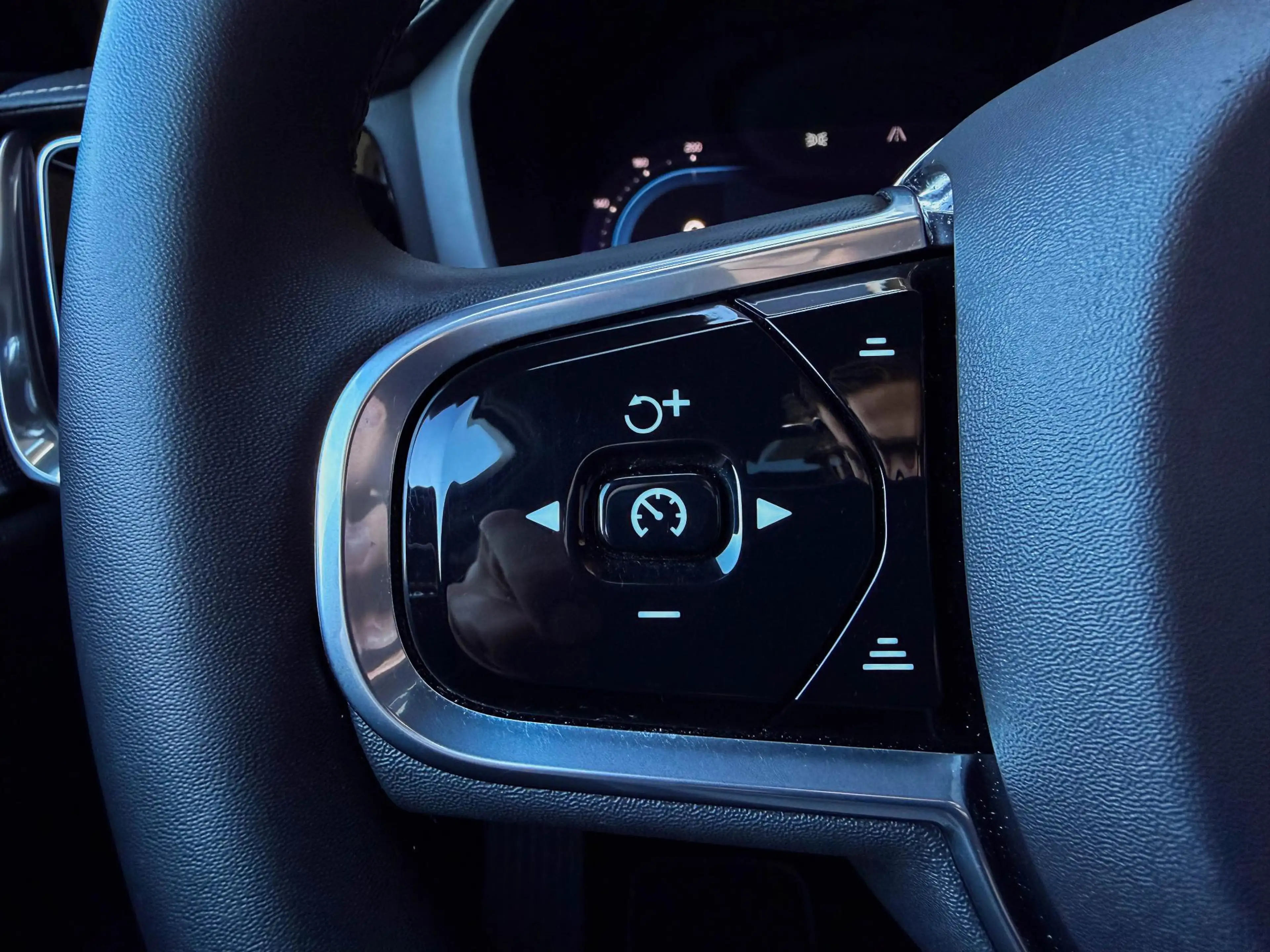 Volvo S60 2.0 T8 AWD Polestar | Pano | 20"| B&W | HUD | Bli — photo 34