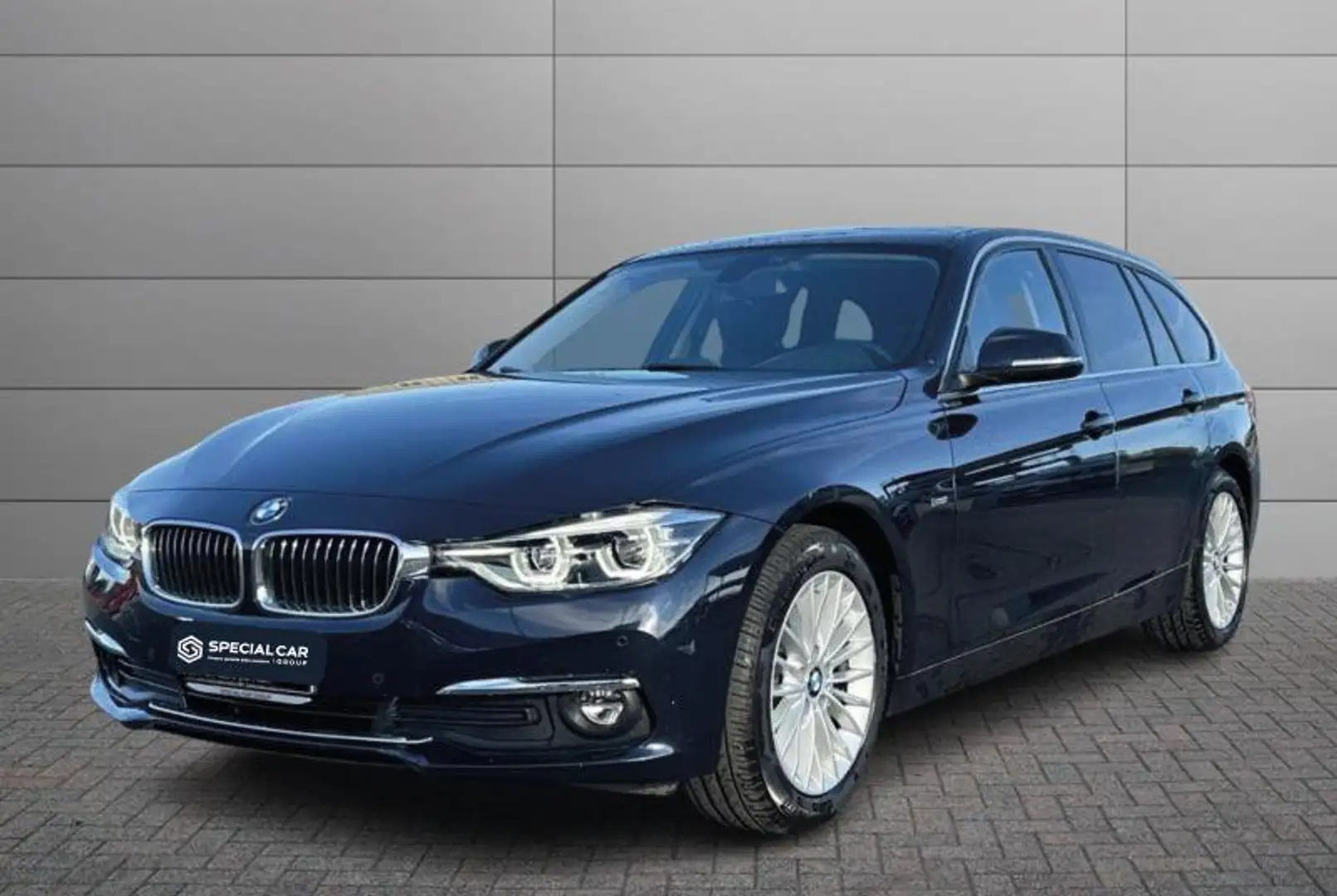 BMW 318 Serie 3 318d Touring Luxury auto Blu/Azzurro - 1