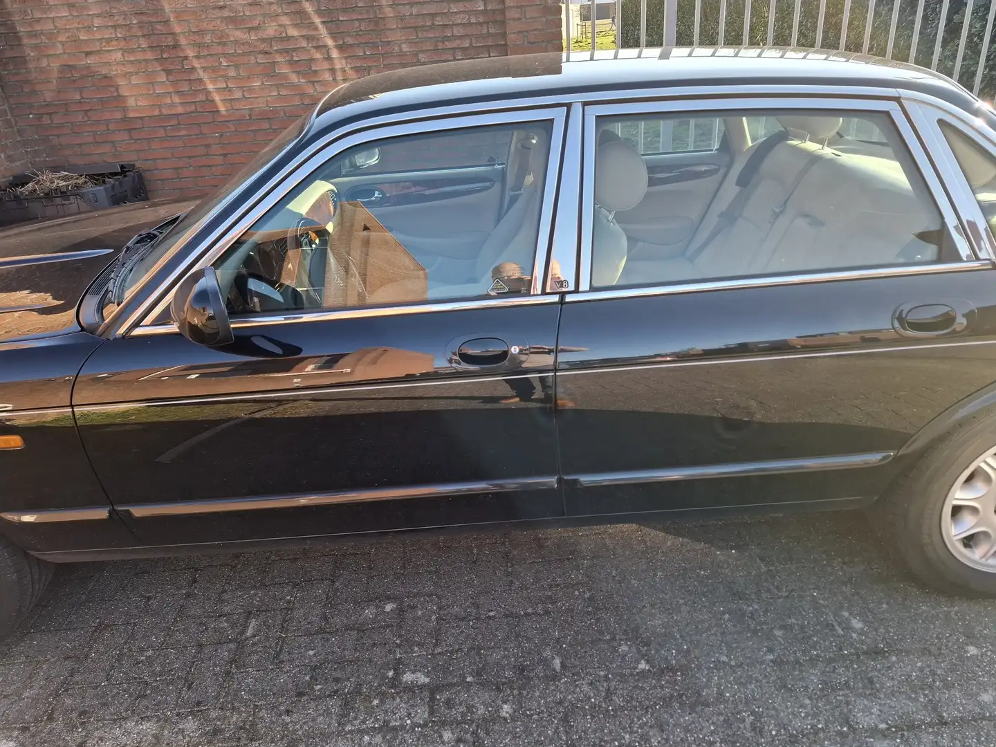 Jaguar Sovereign 4.0 V8 Zwart - 2