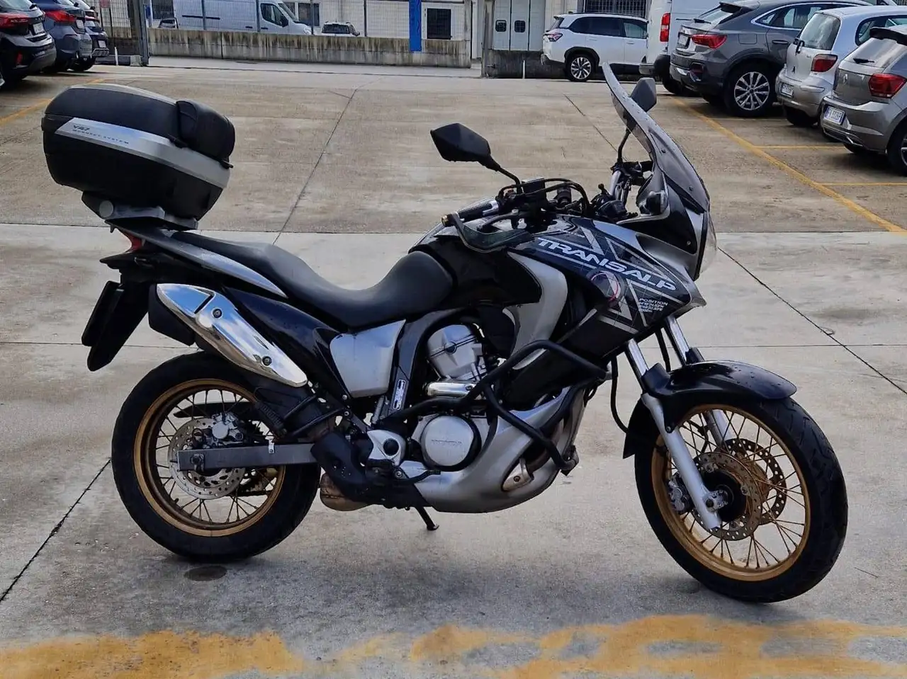 Honda XL 700