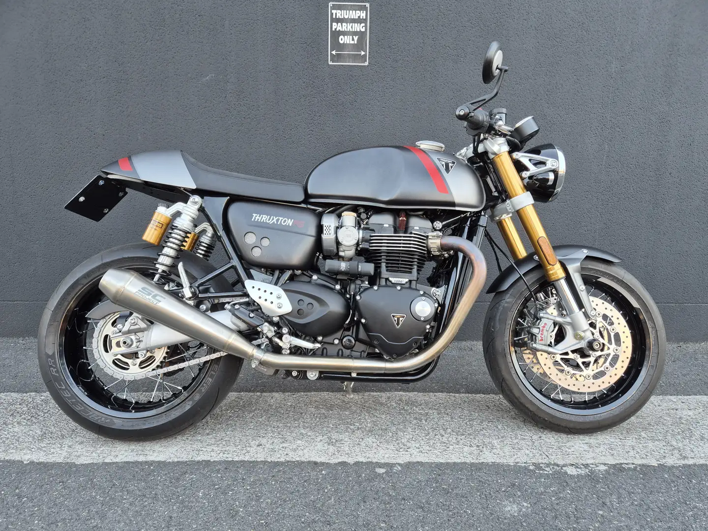 Triumph Thruxton - 2