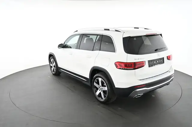 Mercedes-Benz GLB view 9