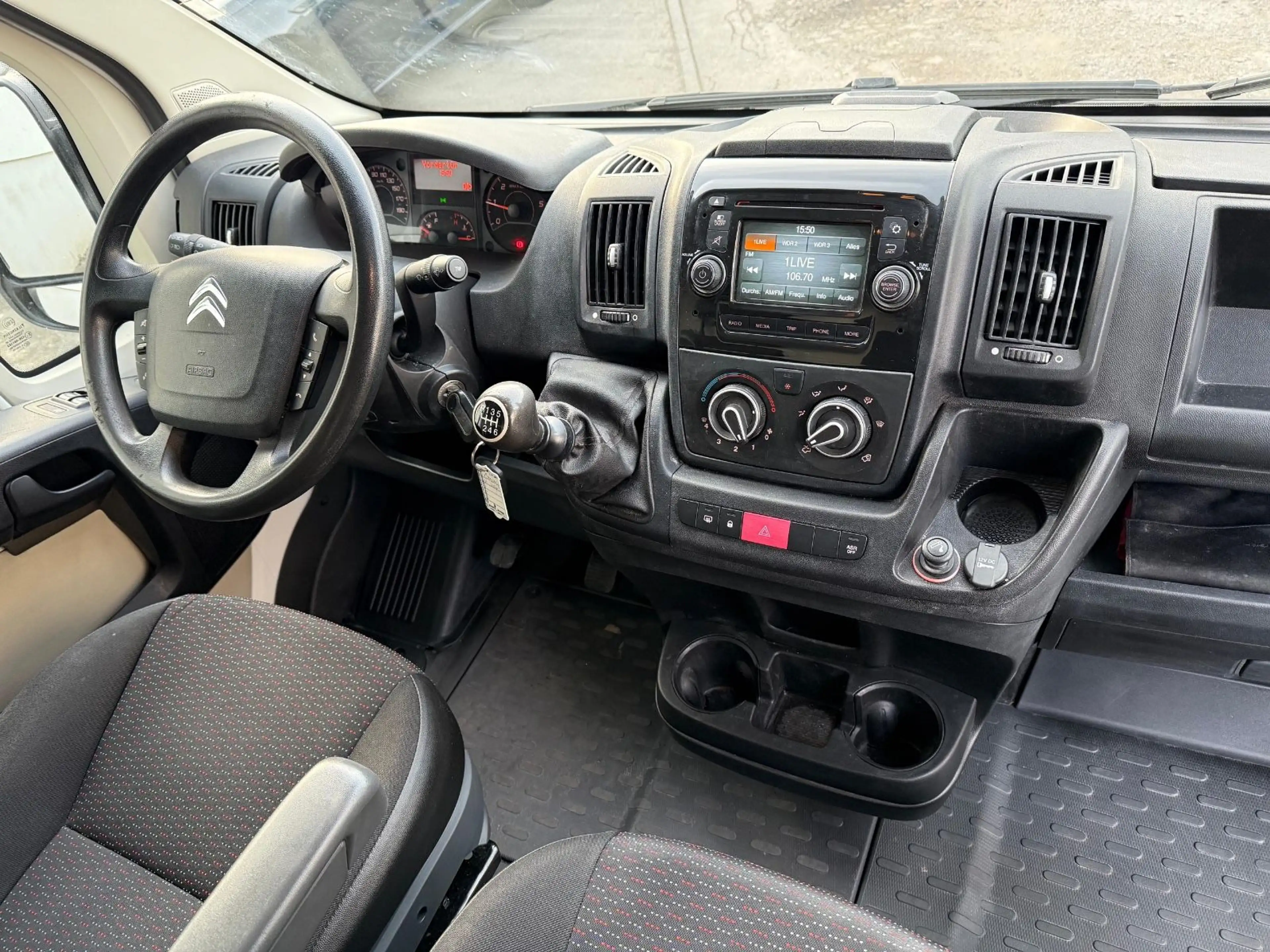Citroen Jumper 30 L1H1 Business BlueHDi 110 Kamera*Klima — photo 14
