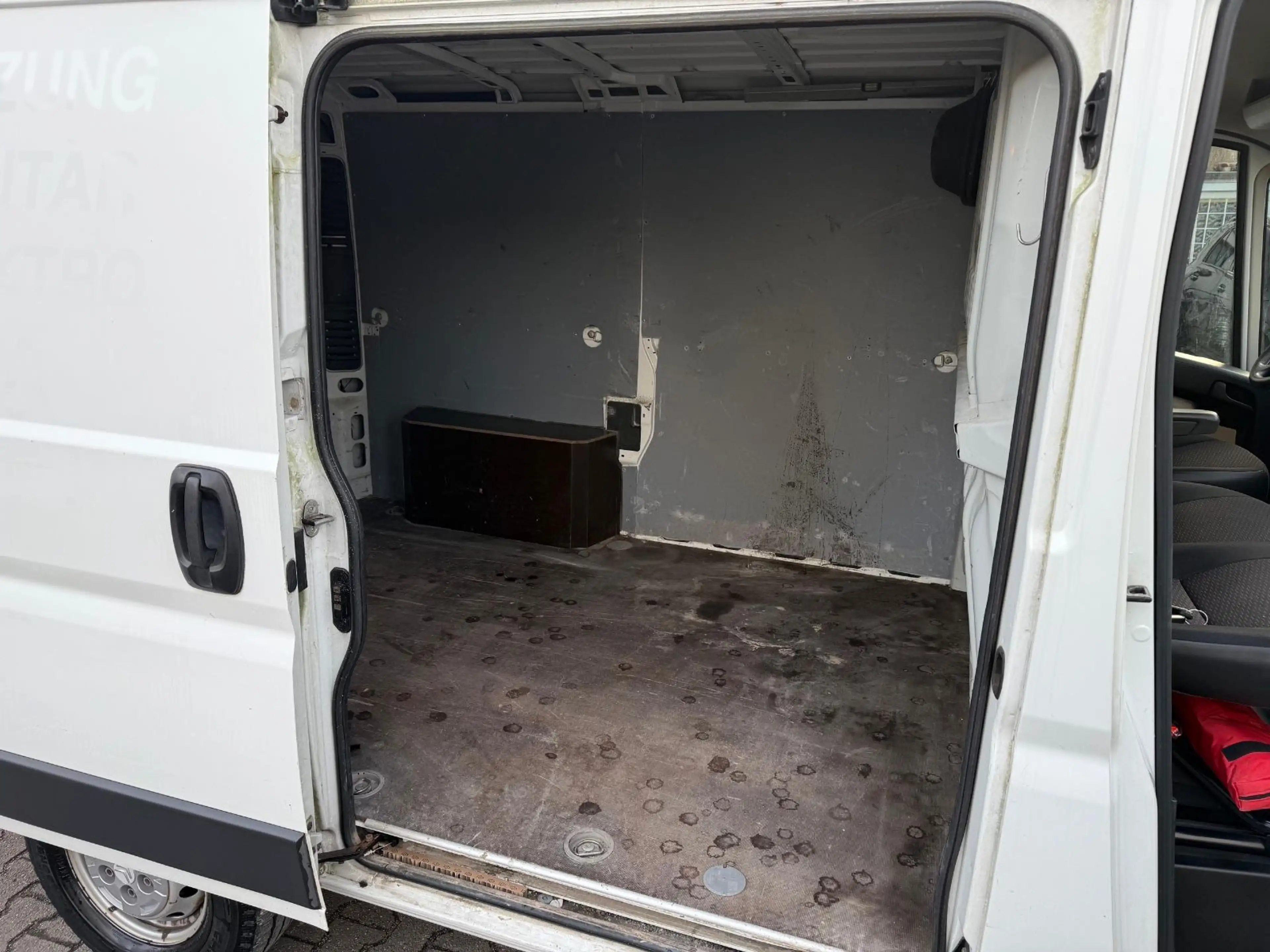 Citroen Jumper 30 L1H1 Business BlueHDi 110 Kamera*Klima — photo 19