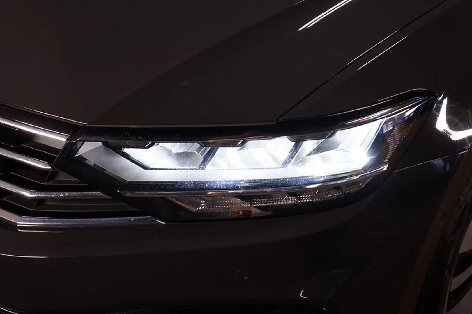 Volkswagen Passat Variant 1.4 GTE DSG*Pano*LED*Kamera*ACC*S Grau - 2