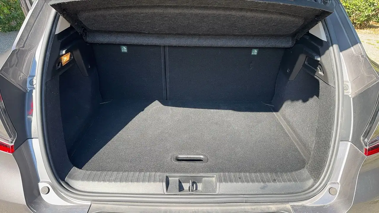 Renault Captur — photo 14