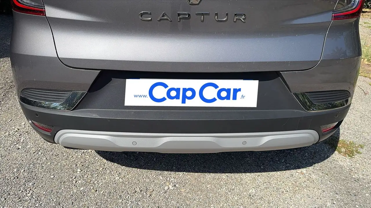 Renault Captur — photo 21