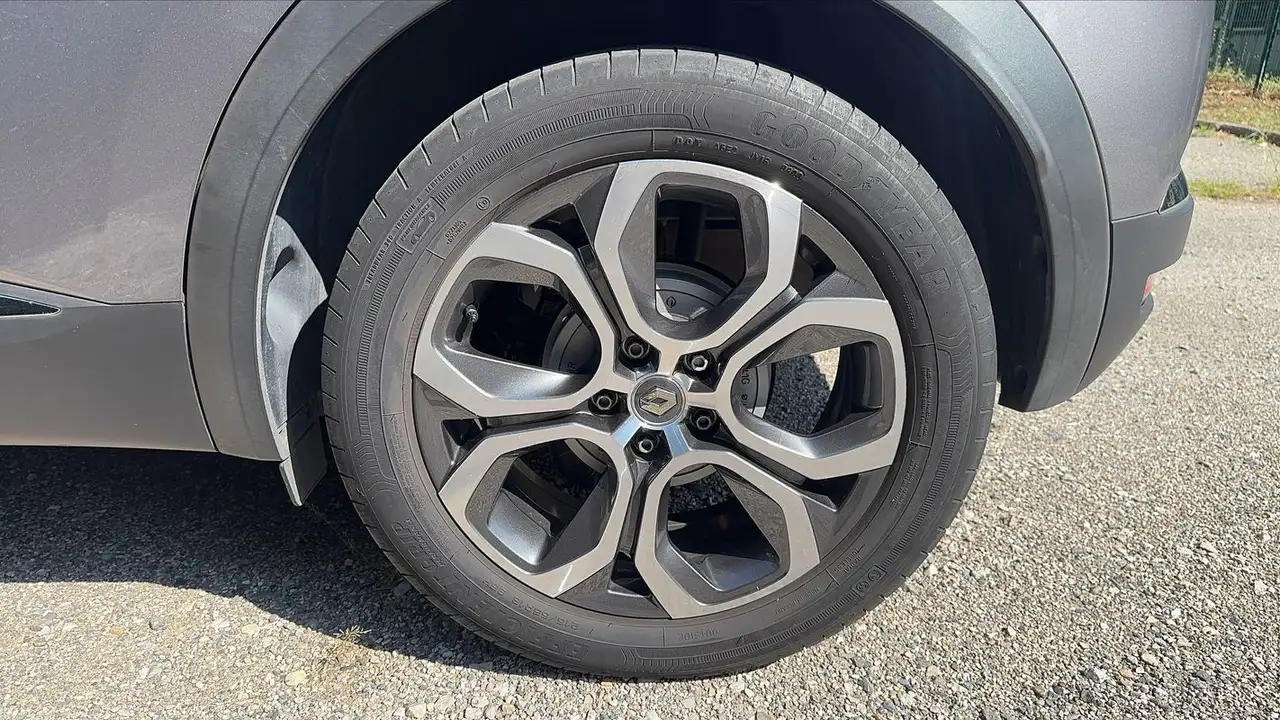 Renault Captur — photo 19