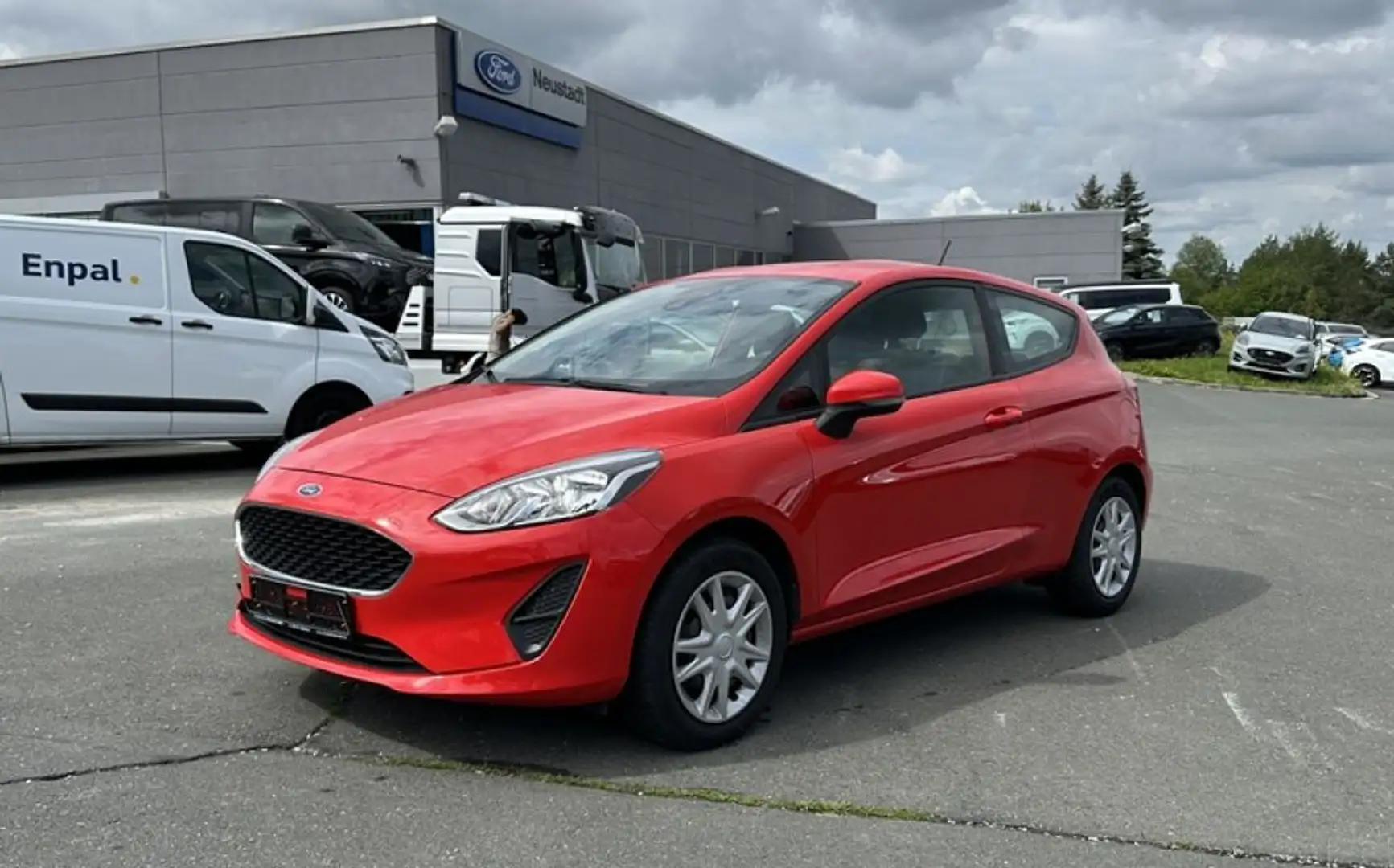 Ford Fiesta 1.1 TREND *WinterPk*Cool&SoundPk* Rood - 1