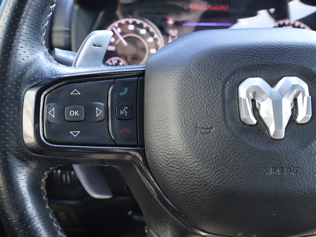 RAM 1500 снимка RAM 1500