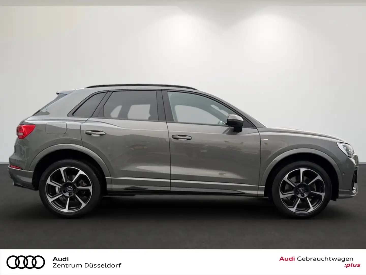 Audi Q3 45 TFSI e S-LINE CARPLAY RFK MMI PDC Grau - 2