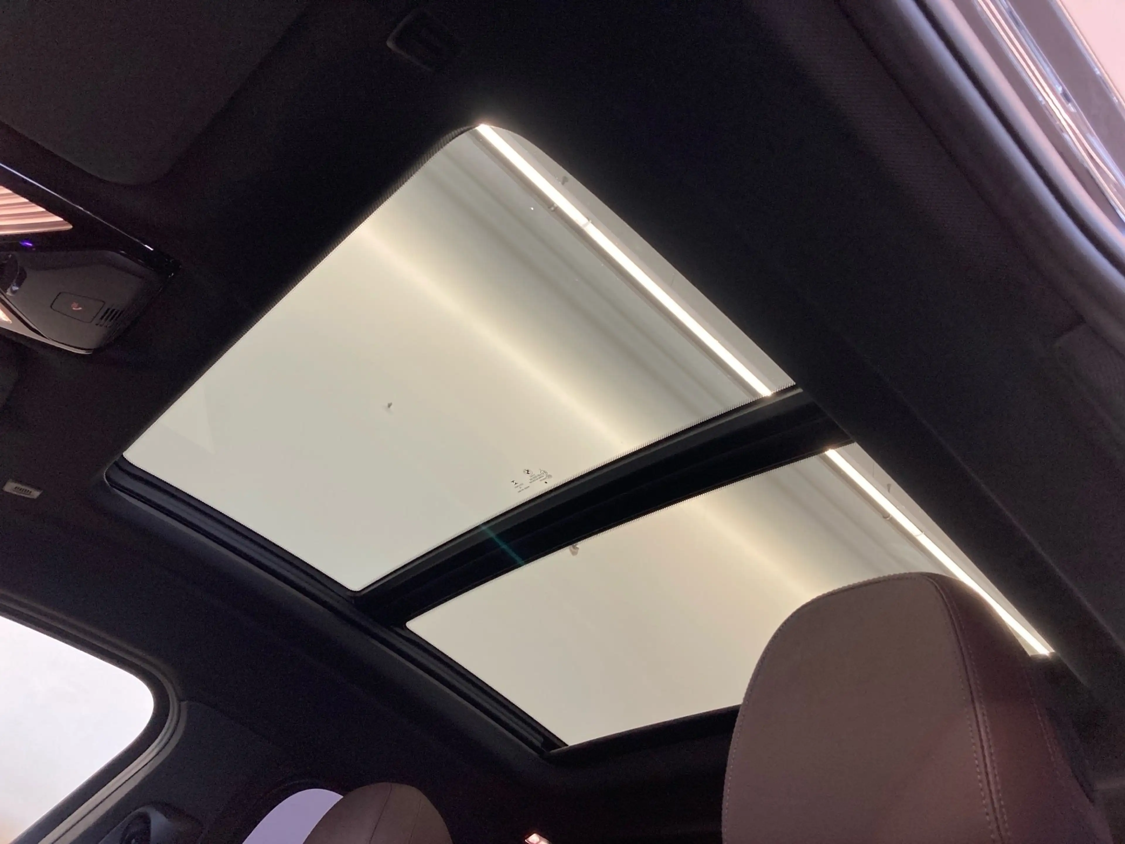 BMW X4 M40d — photo 12