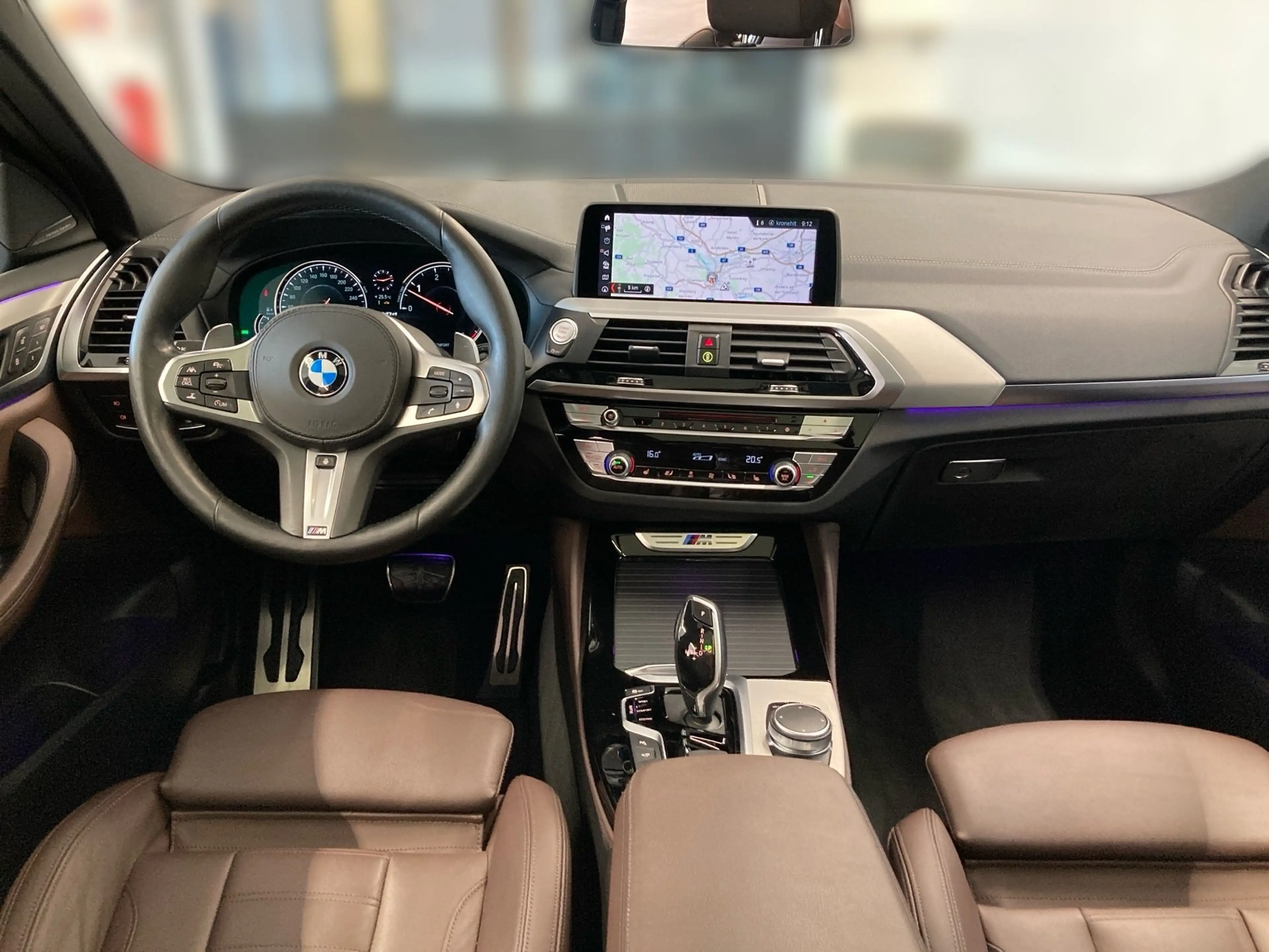 BMW X4 M40d — photo 8