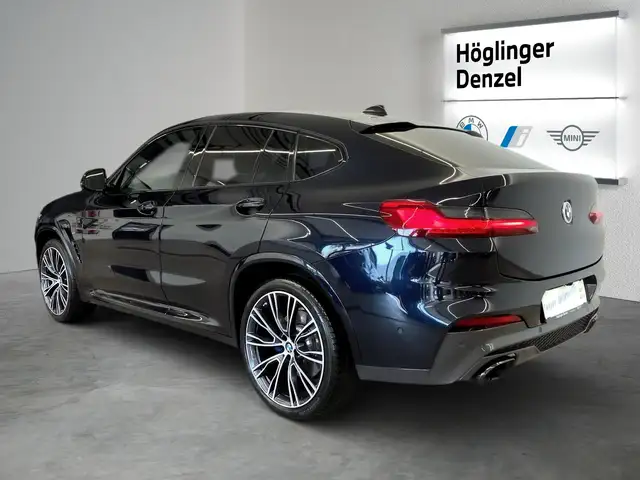 BMW X4 view 9