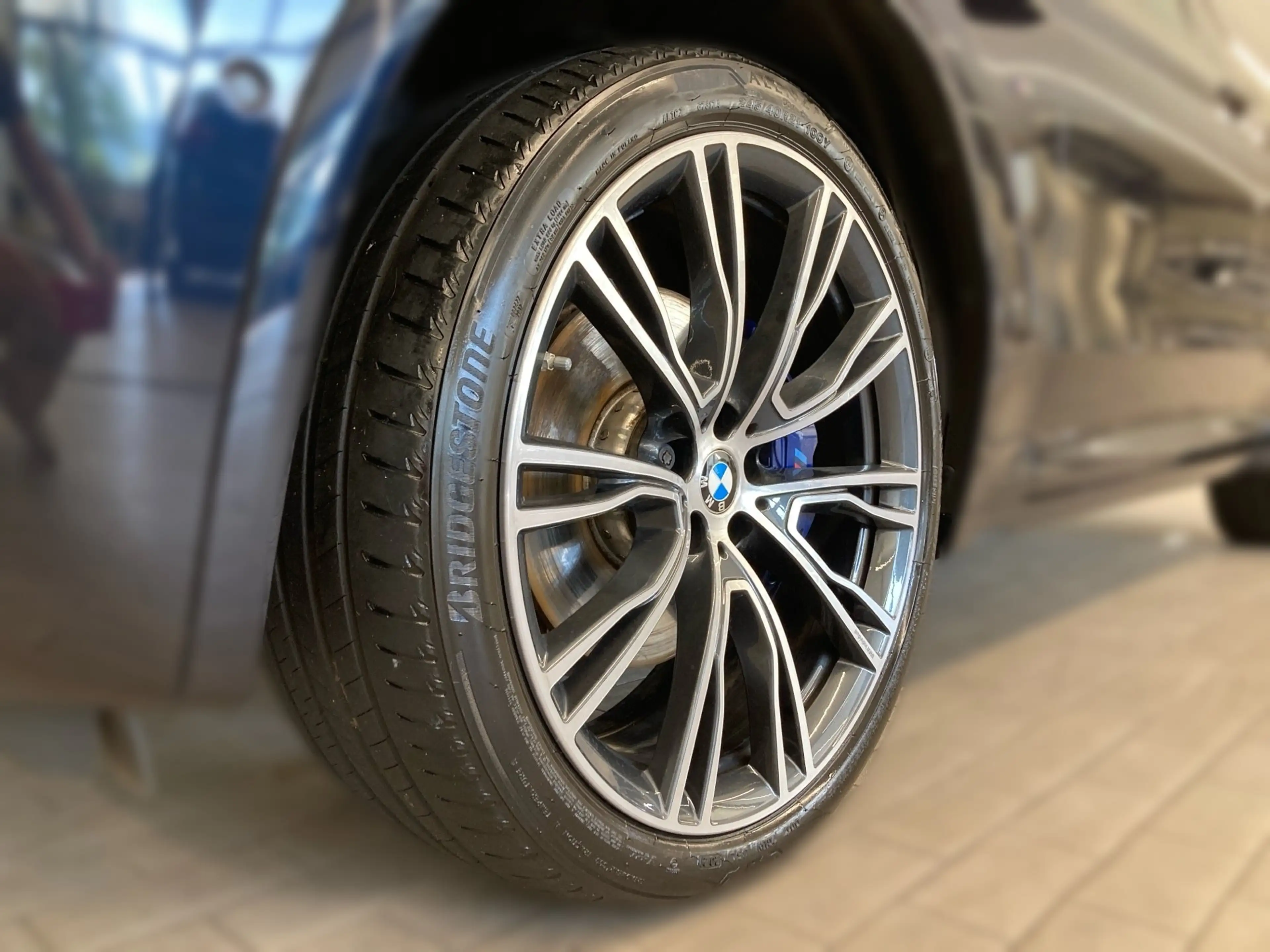 BMW X4 M40d — photo 3