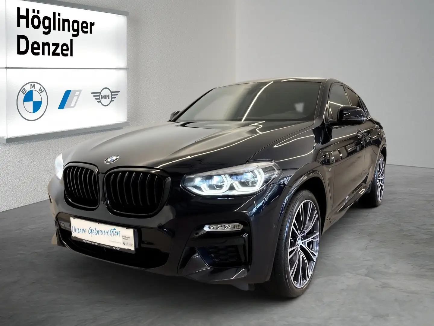 BMW X4 M40d Schwarz - 1