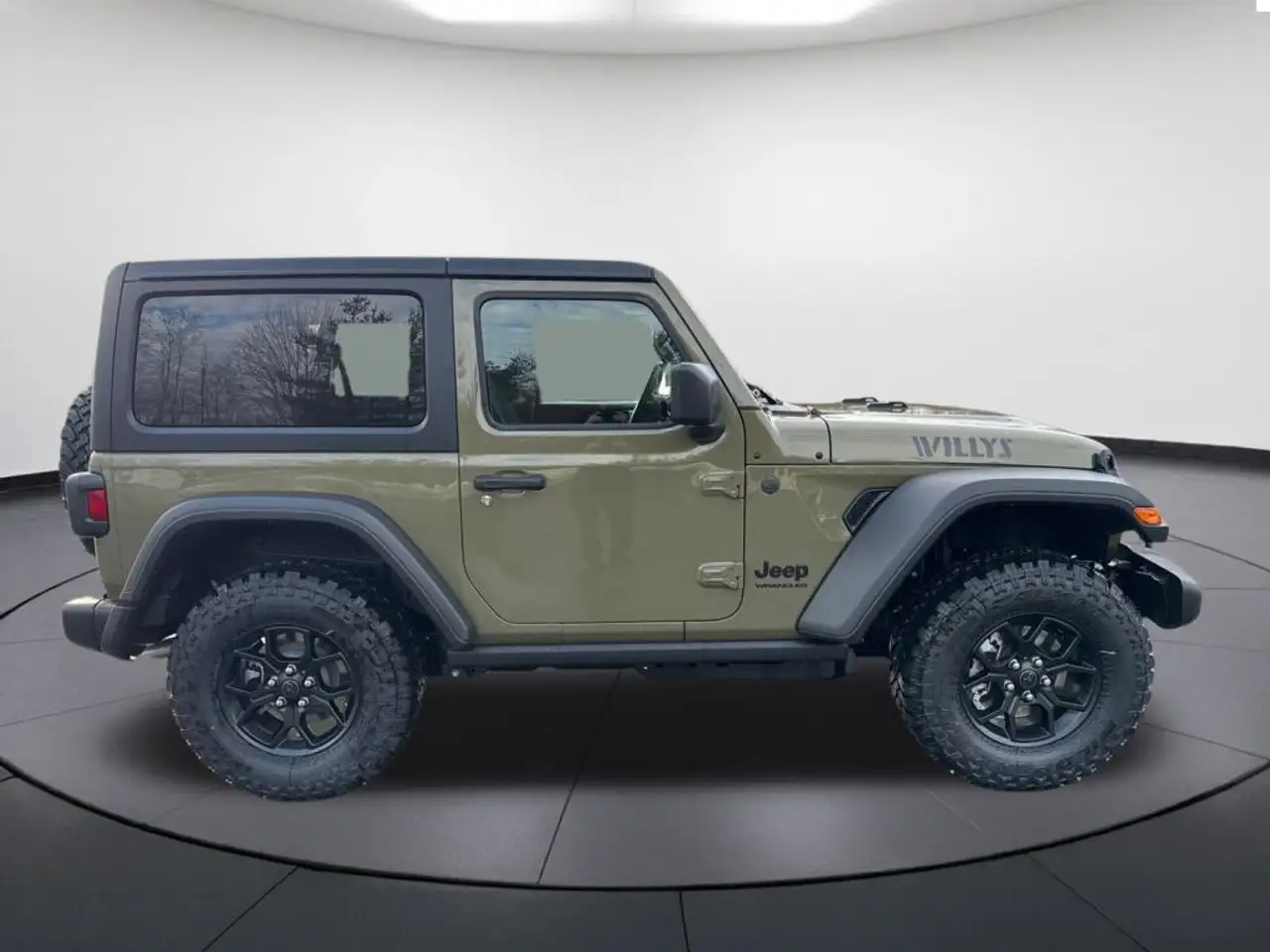 Jeep Wrangler снимка Jeep Wrangler