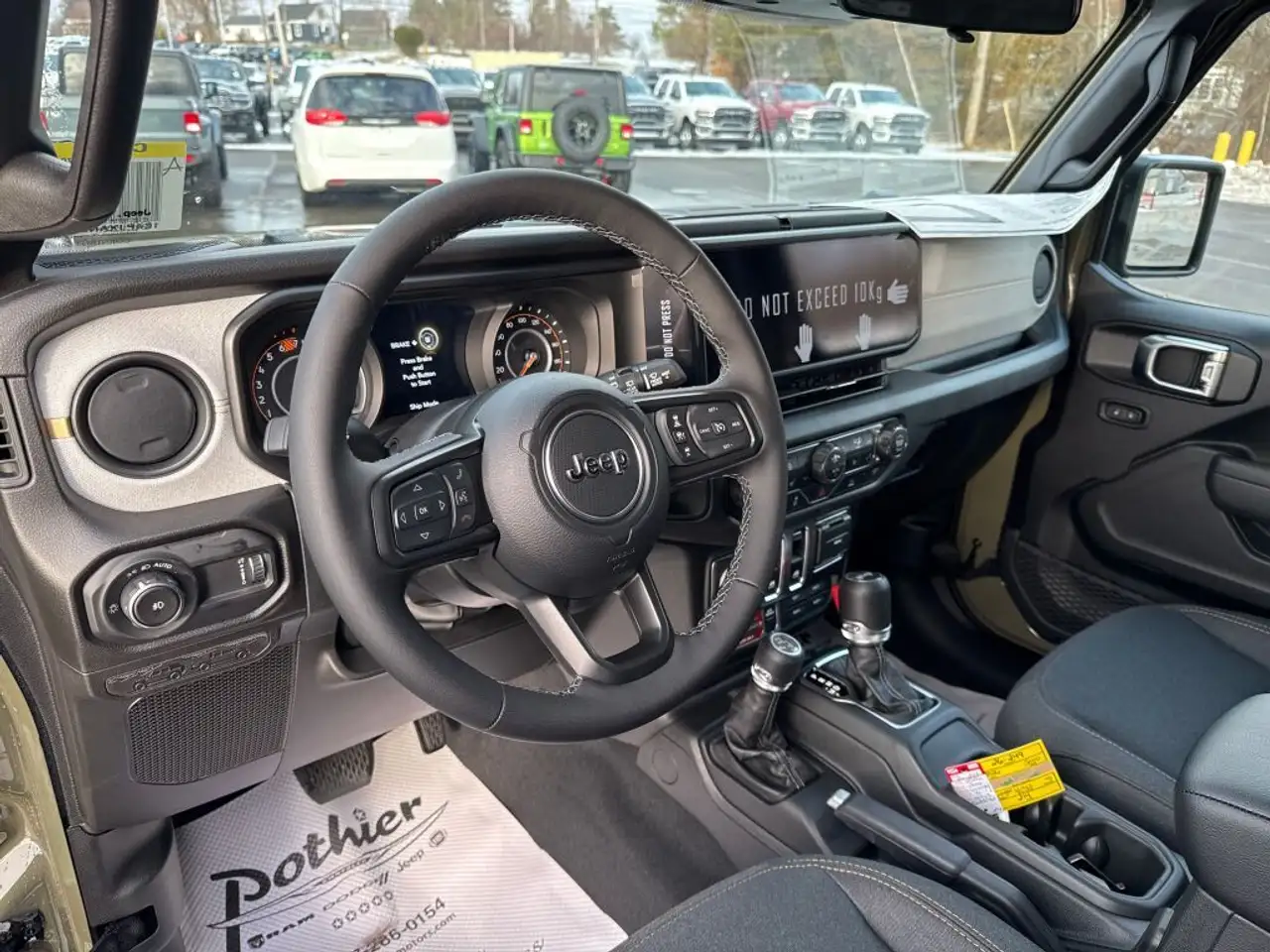 Jeep Wrangler снимка Jeep Wrangler