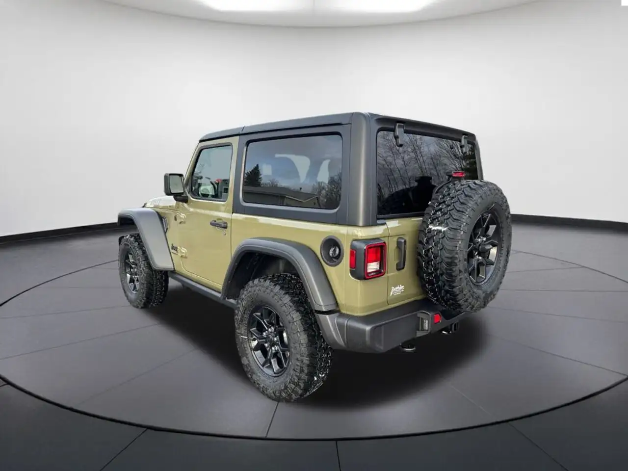 Jeep Wrangler снимка Jeep Wrangler