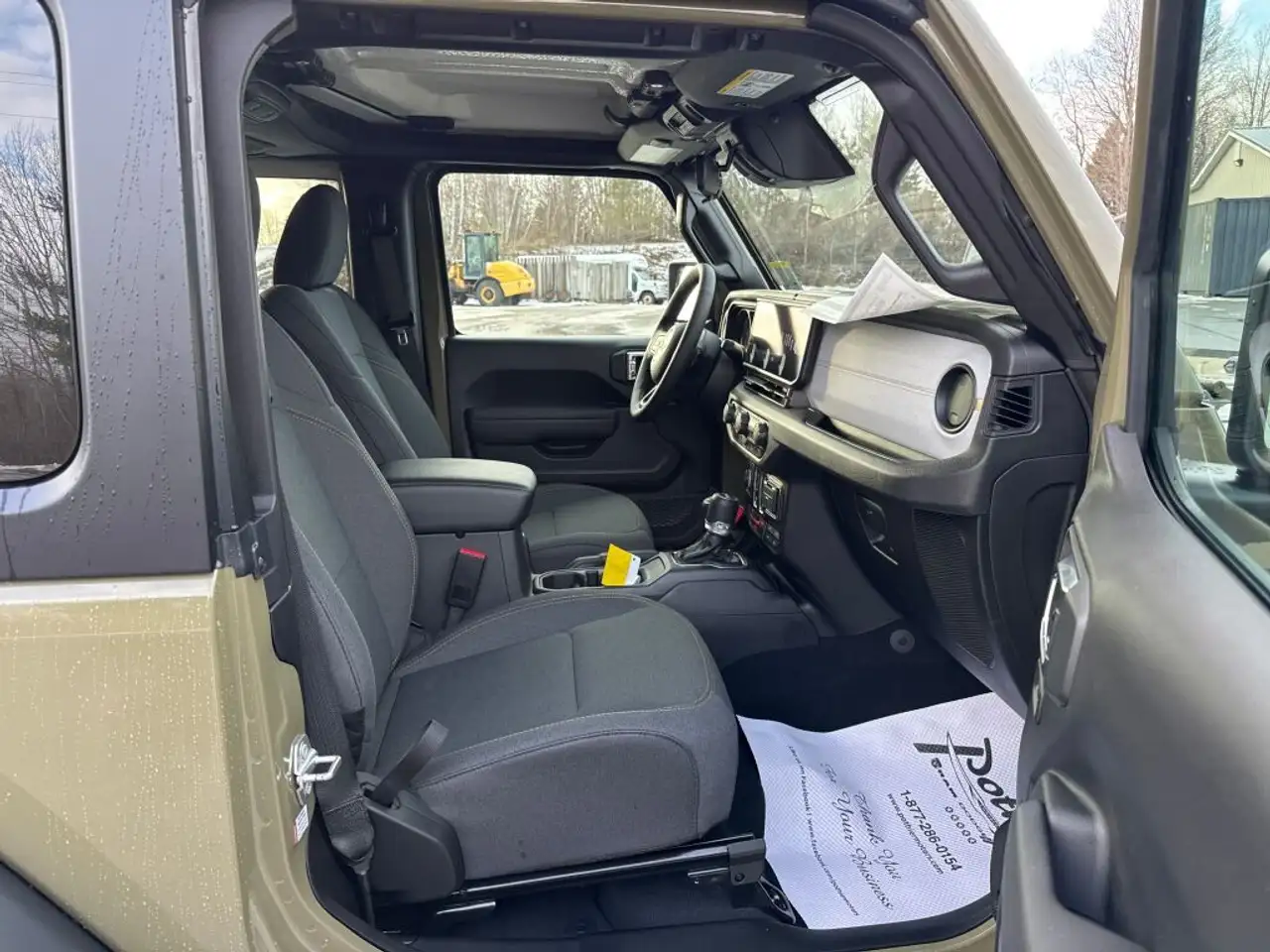 Jeep Wrangler снимка Jeep Wrangler