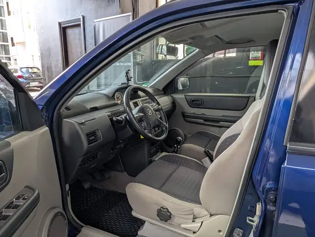 Nissan X-Trail view 7