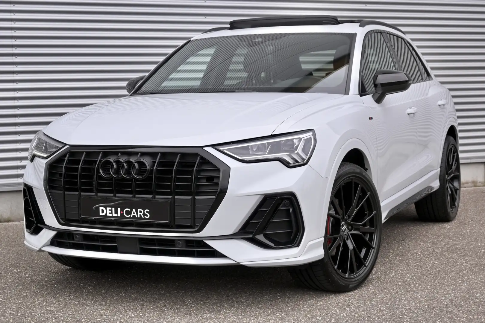 Audi Q3 35 TFSI S-Line Trekhaak | Apple-carplay | Virtual Wit - 1