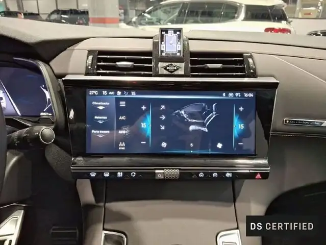 DS Automobiles DS 7 Crossback view 14