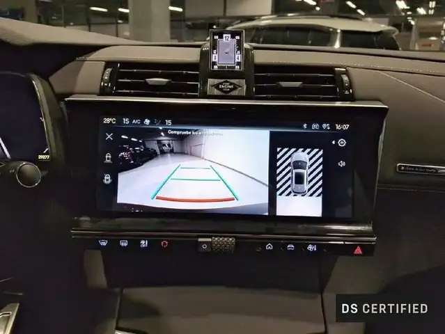 DS Automobiles DS 7 Crossback view 17