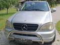 Mercedes-Benz ML 270 Zuverlässiger SUV Mercedes W 163 Silber - thumbnail 1