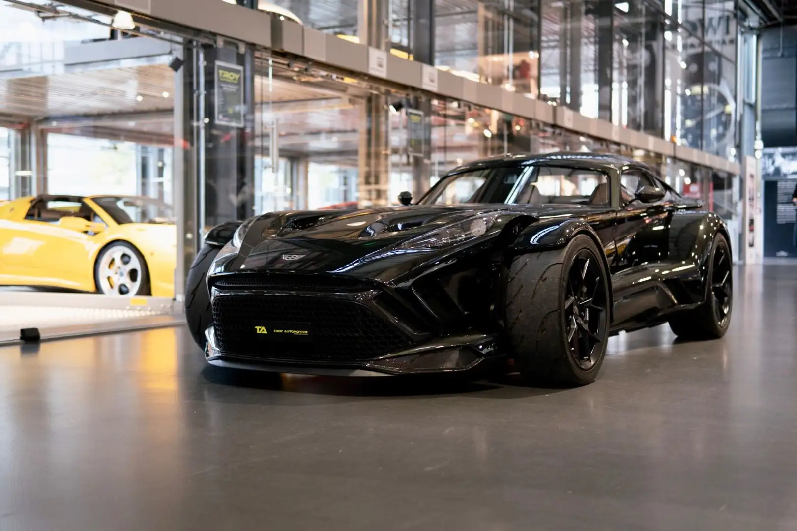 Donkervoort F22 - Lift I Carbon upgrade I Tailor made Int Grün - 1