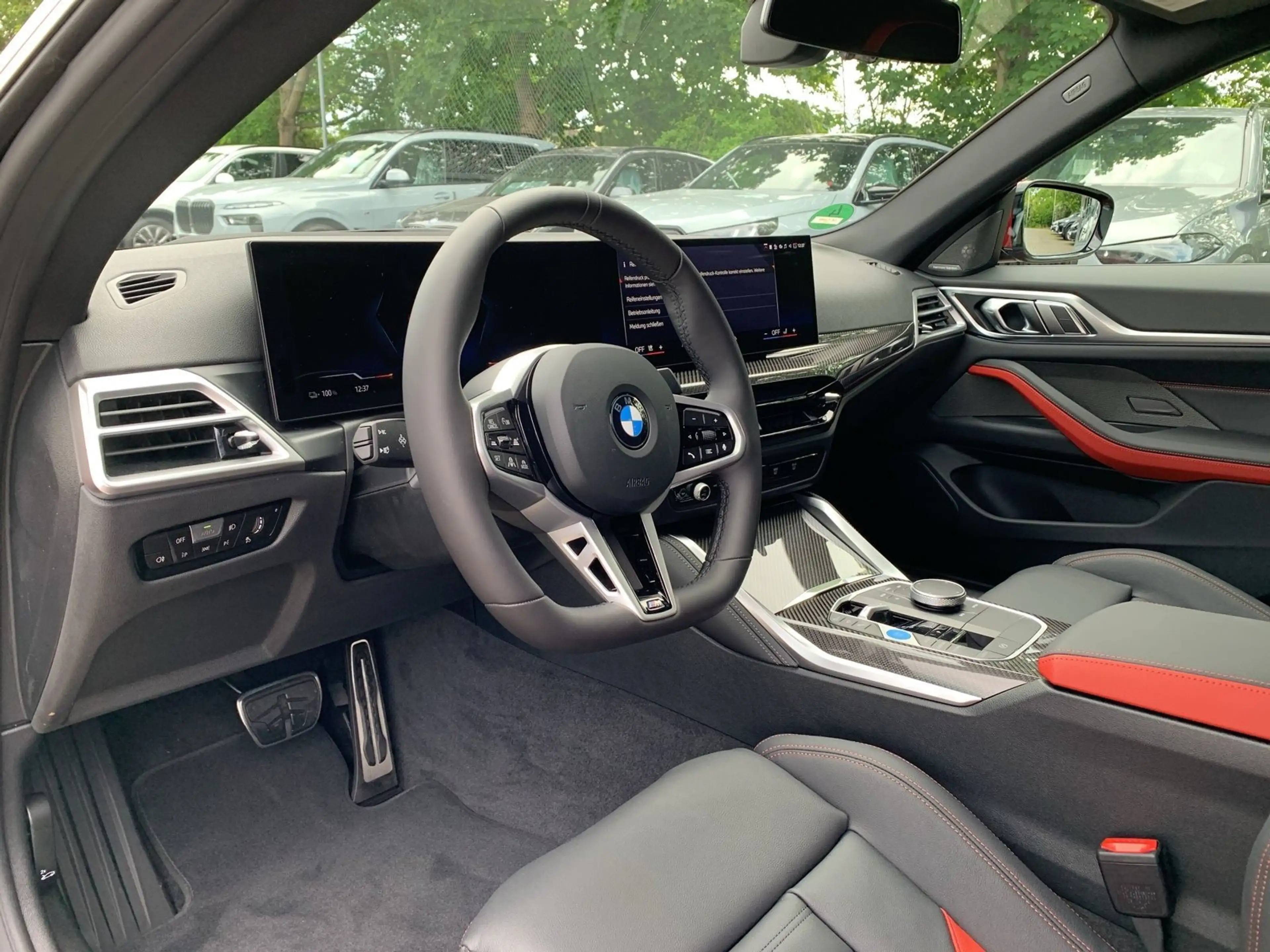 BMW i4 xDrive40 Bestellaktion UPE: 85.970,00,-€ M Sportpa — photo 8