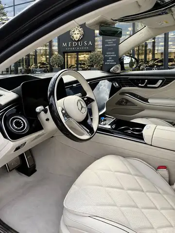 Mercedes-Benz S-Class view 9