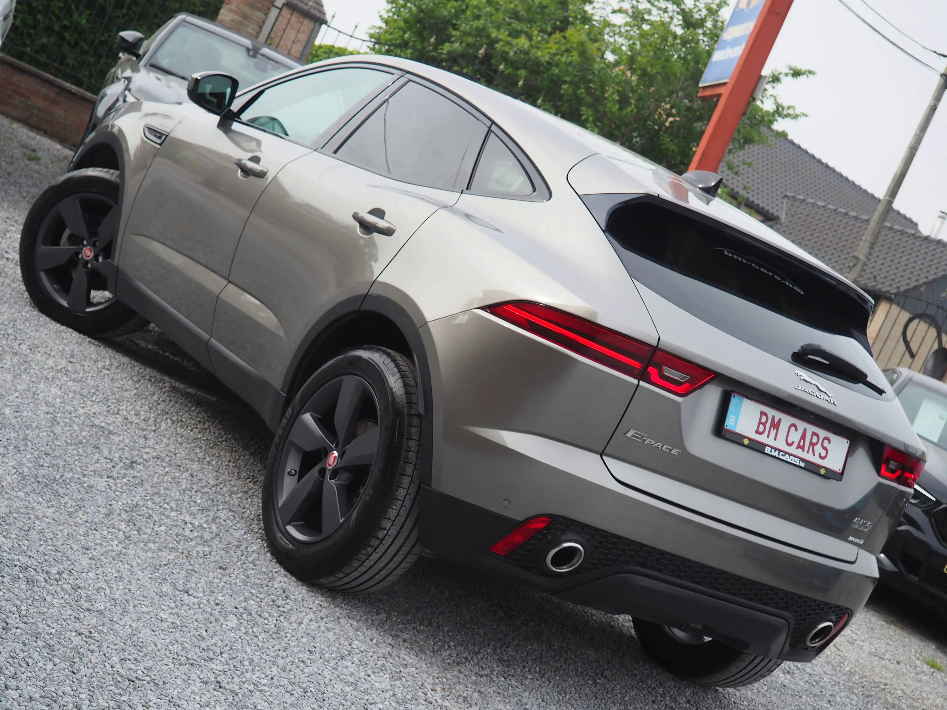 Jaguar E-Pace 2.0 D AWD S ✅BOITE AUTO✅CUIR-GPS-CAM-CLIM- — photo 6