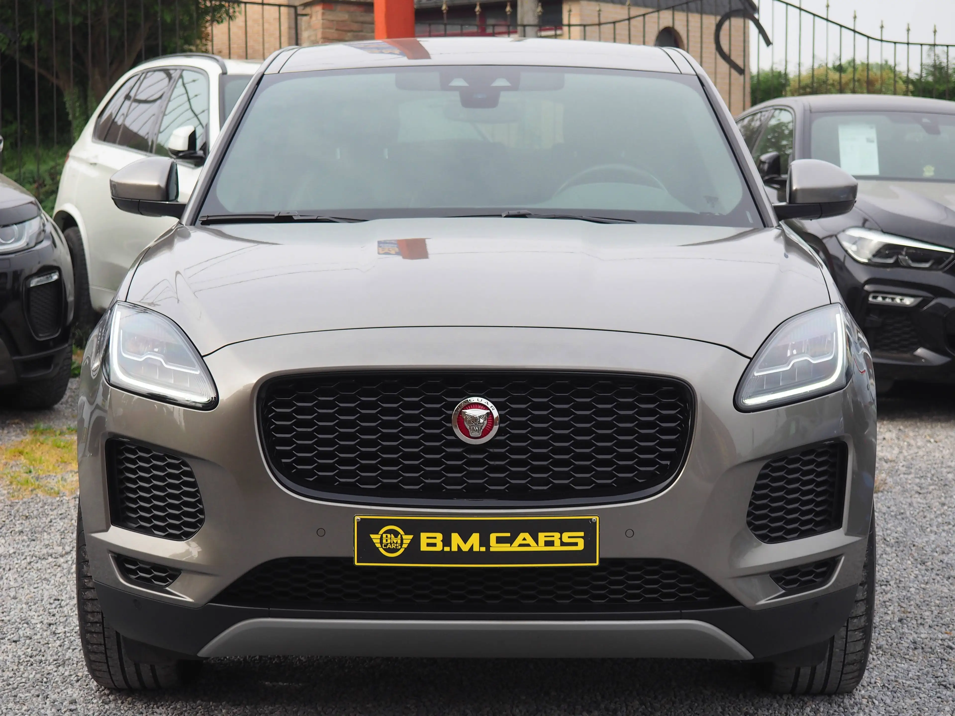 Jaguar E-Pace 2.0 D AWD S ✅BOITE AUTO✅CUIR-GPS-CAM-CLIM- — photo 8
