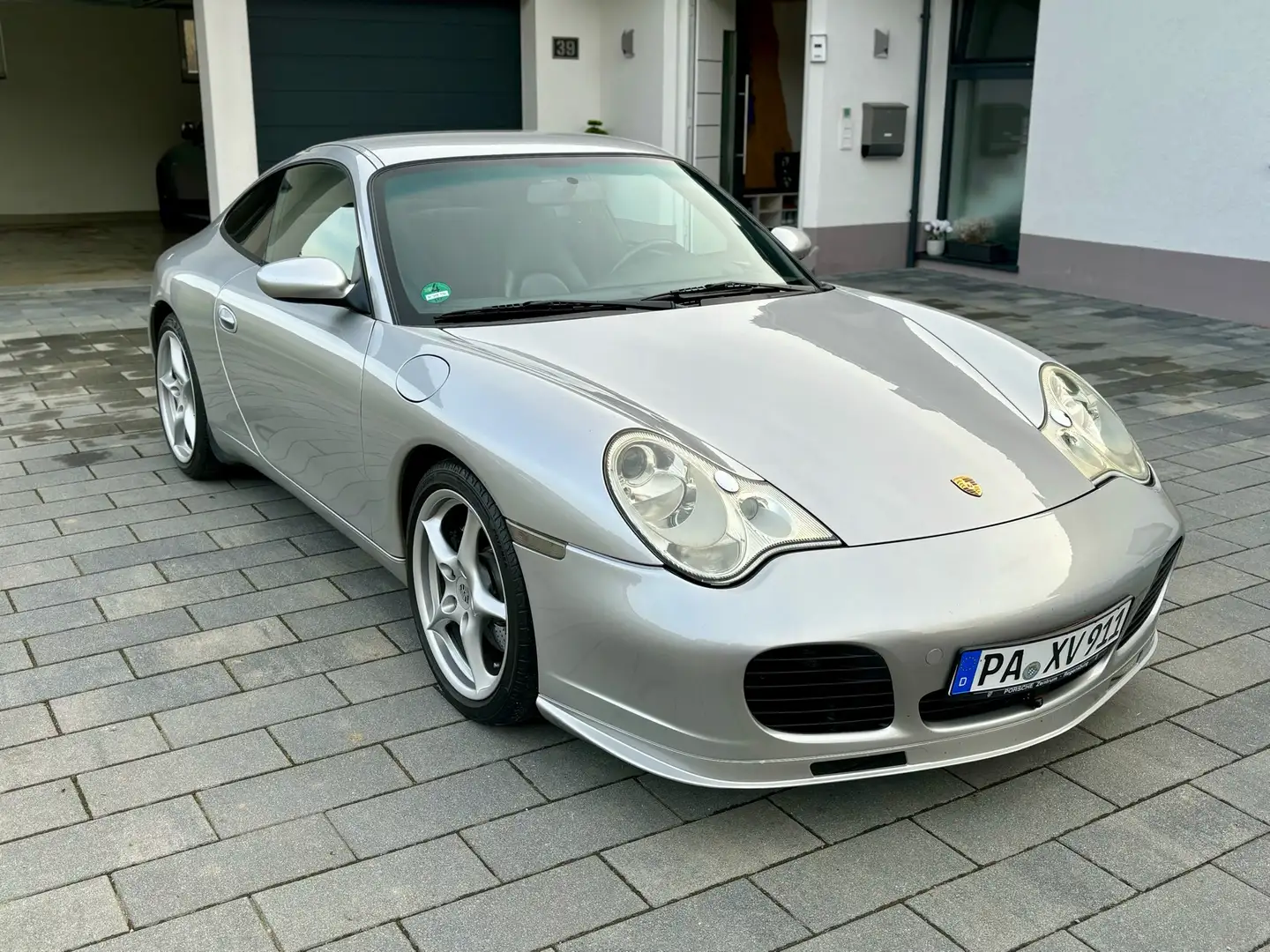 Porsche 996 911 Carrera Silber - 1