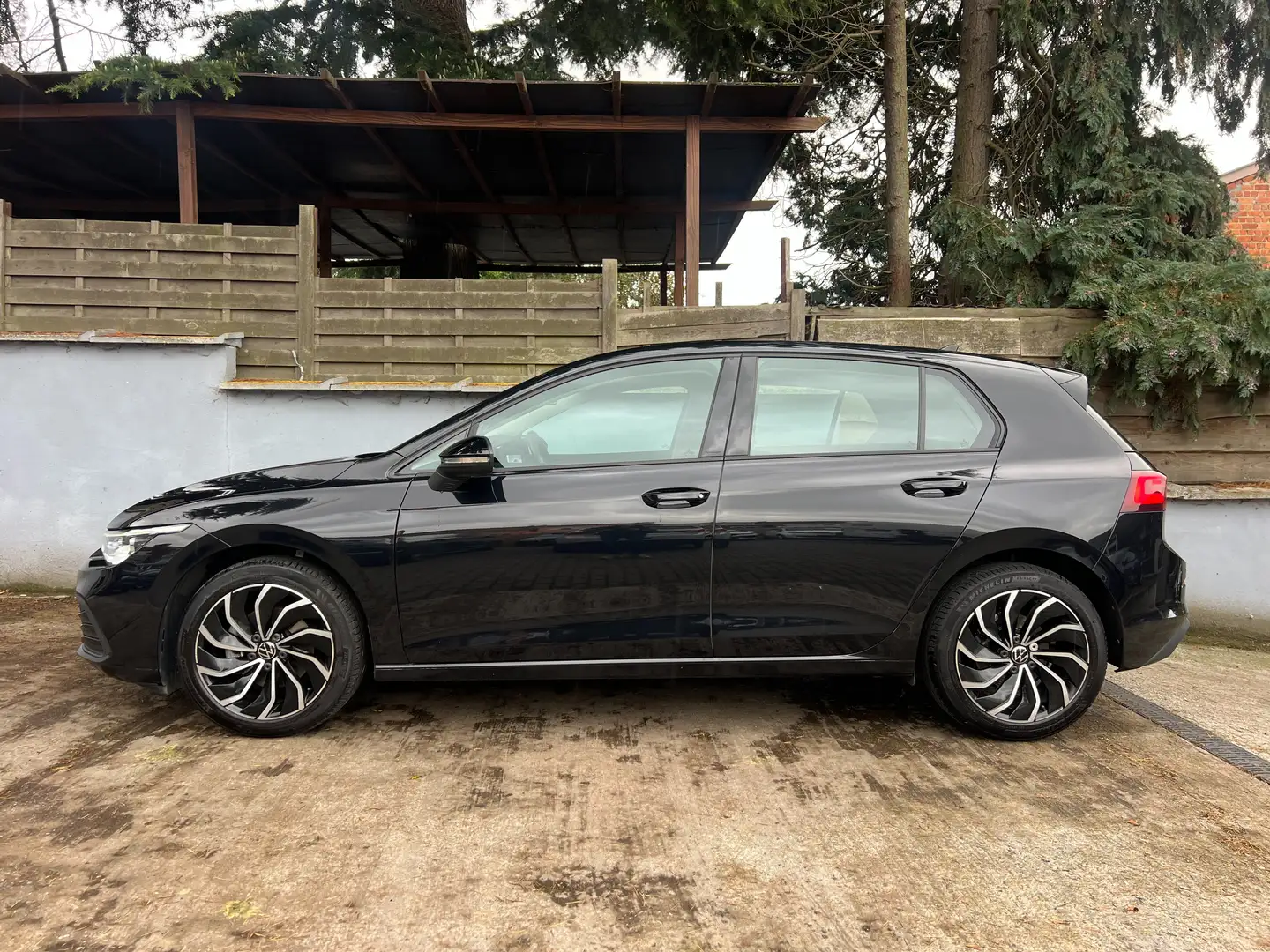 Volkswagen Golf 1.5 TSI 131cv 6vit clim Full Led CarPlay Camera Noir - 2