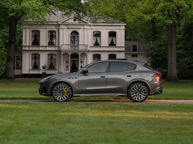 Maserati Grecale 3.0 V6 Trofeo 530pk | Full option! | Carbon ext. +