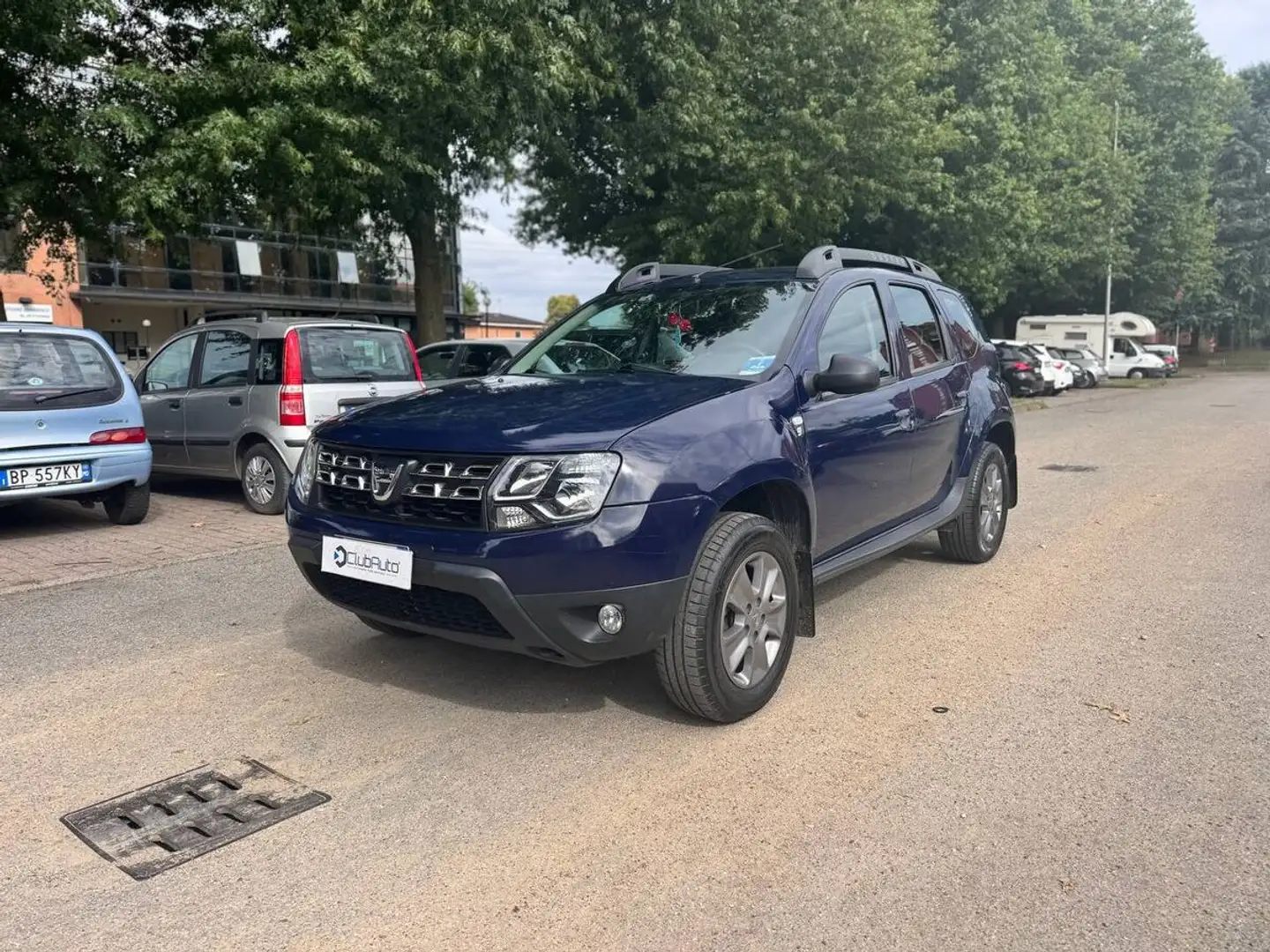 Dacia Duster 1.6 Laureate 4x2 105cv Albastru - 1