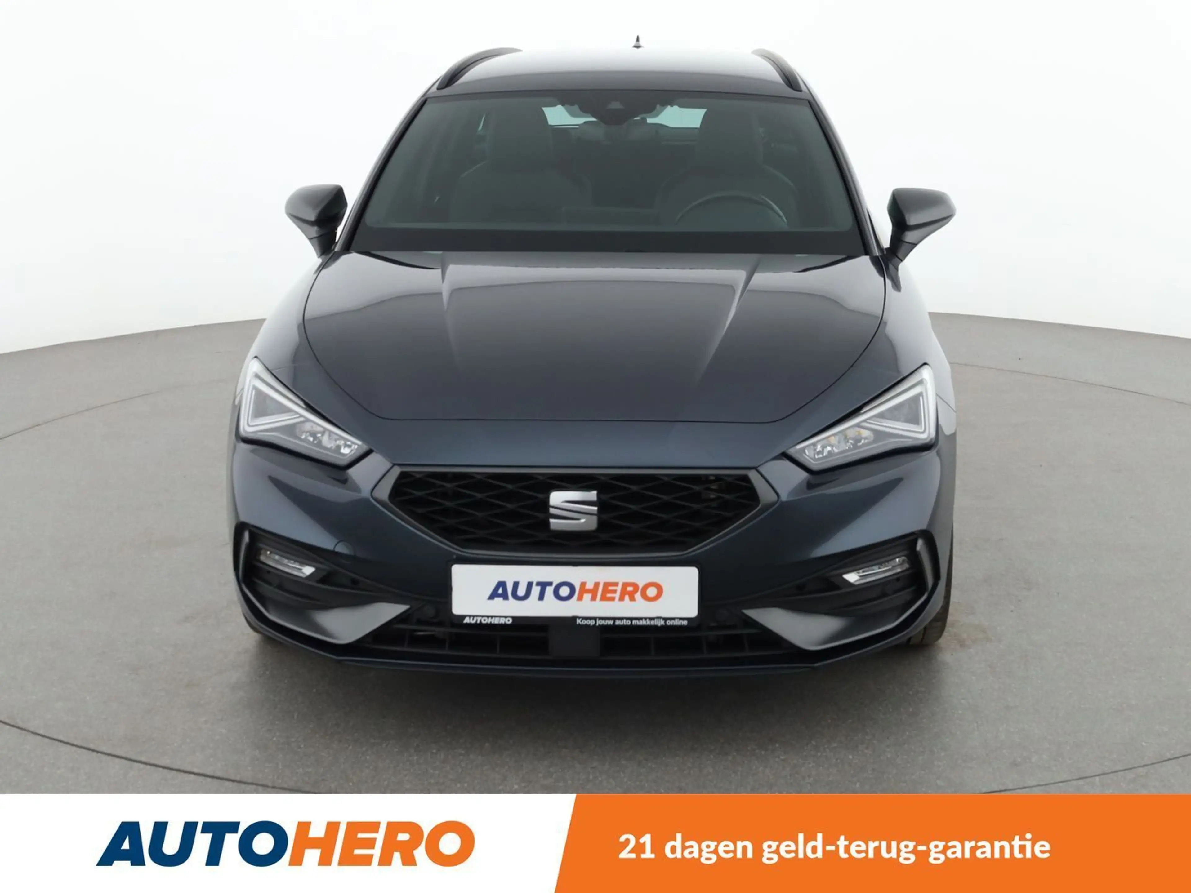 SEAT Leon e-Hybrid 1.4 TSI e-HYBRID FR — photo 9