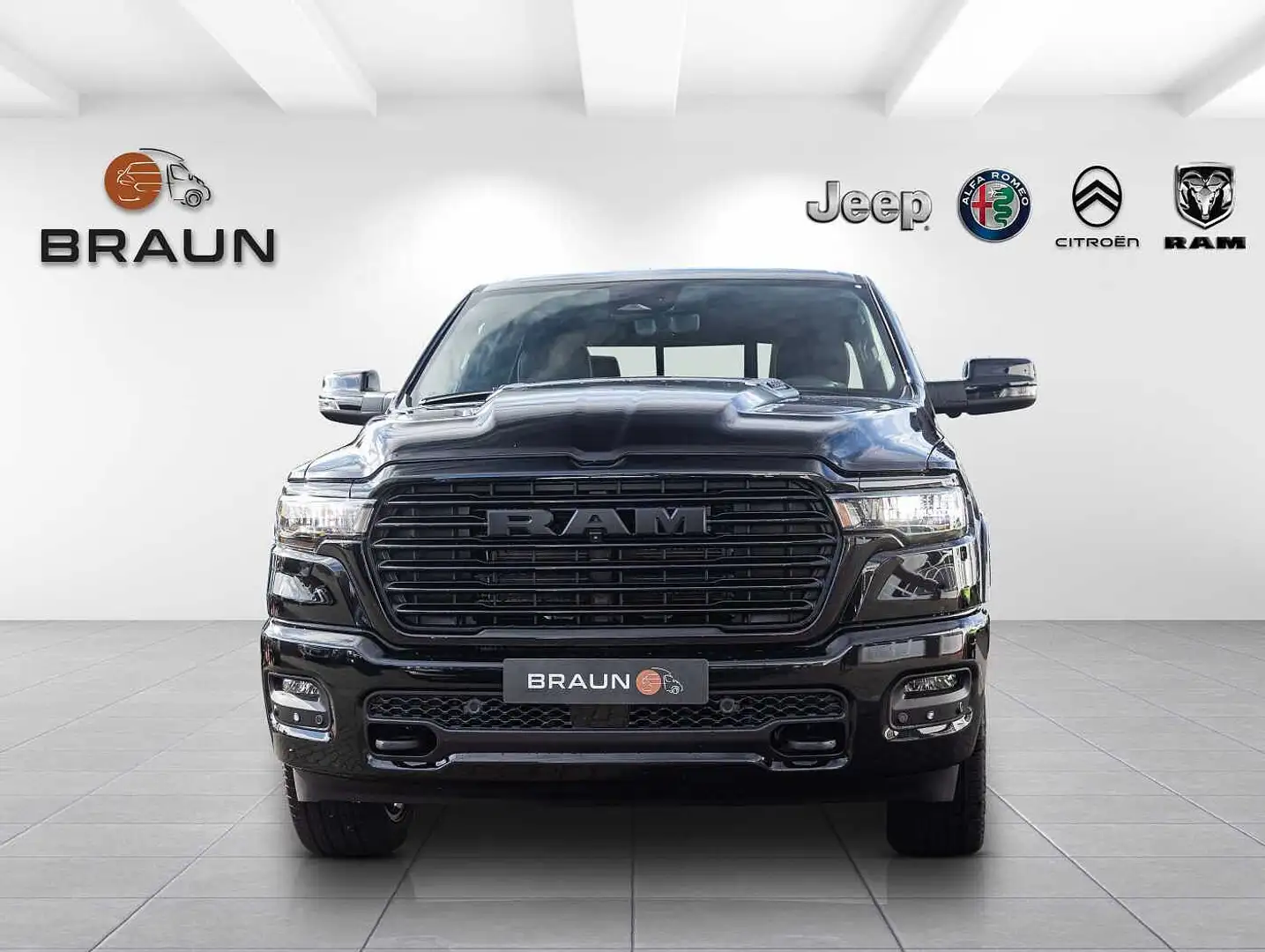 Dodge RAM NEW 2025 RAM 1500 Laramie Night Premium LPG Schwarz - 2