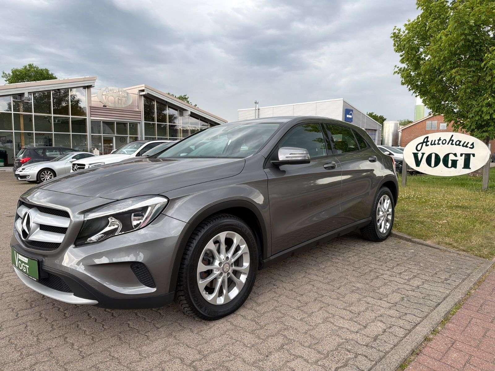 Second hand Mercedes Benz Gla-Class 200