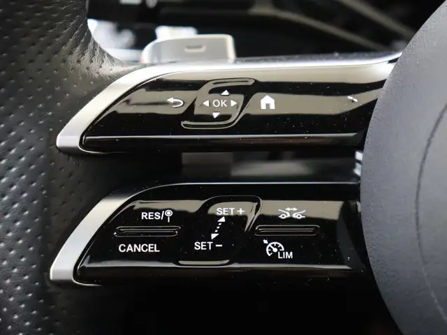 Mercedes-Benz E-Class view 13