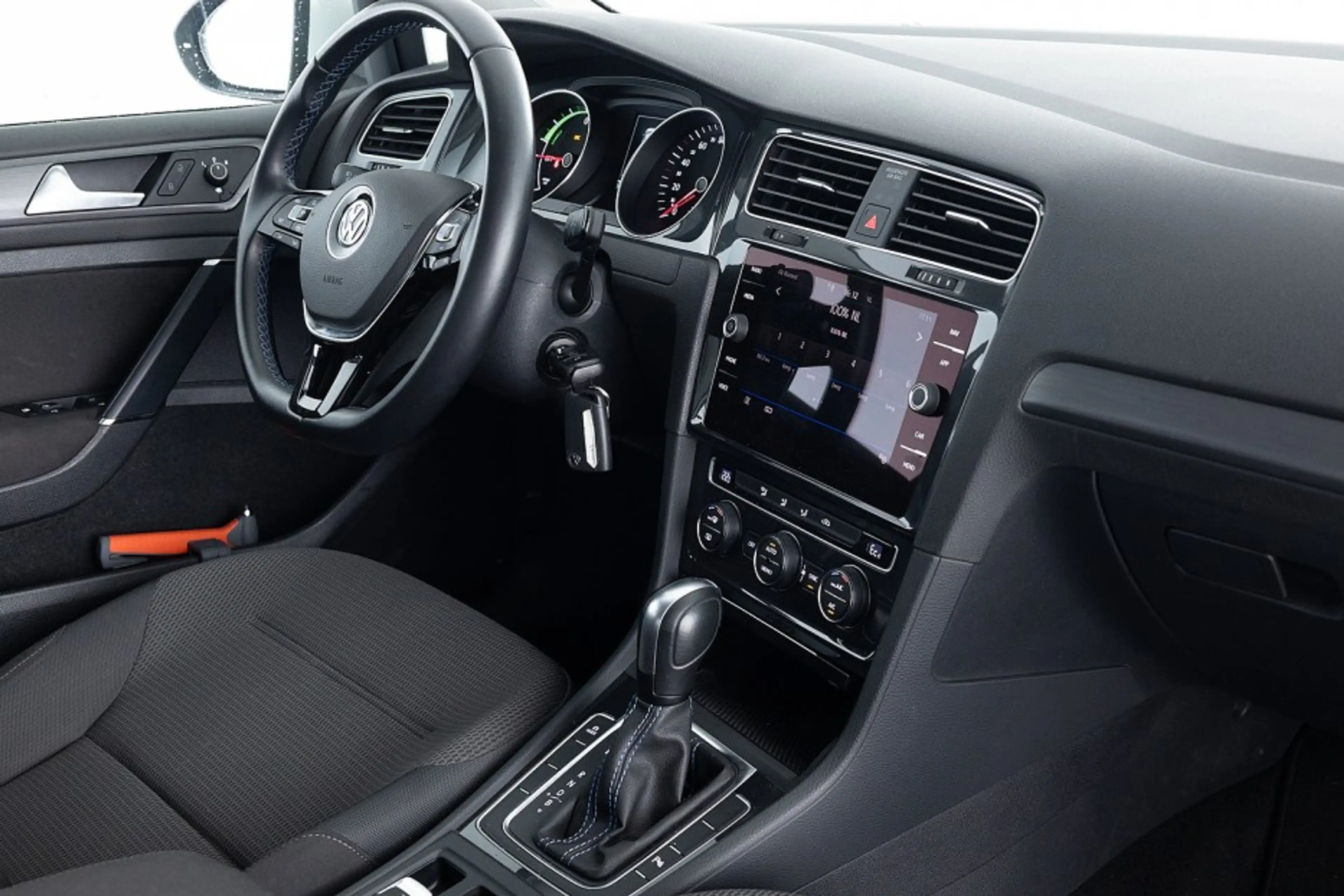 Volkswagen e-Golf E-DITION *SOH 90%* LED | VELGEN | NAVI ✅ 1e Eigena — photo 3