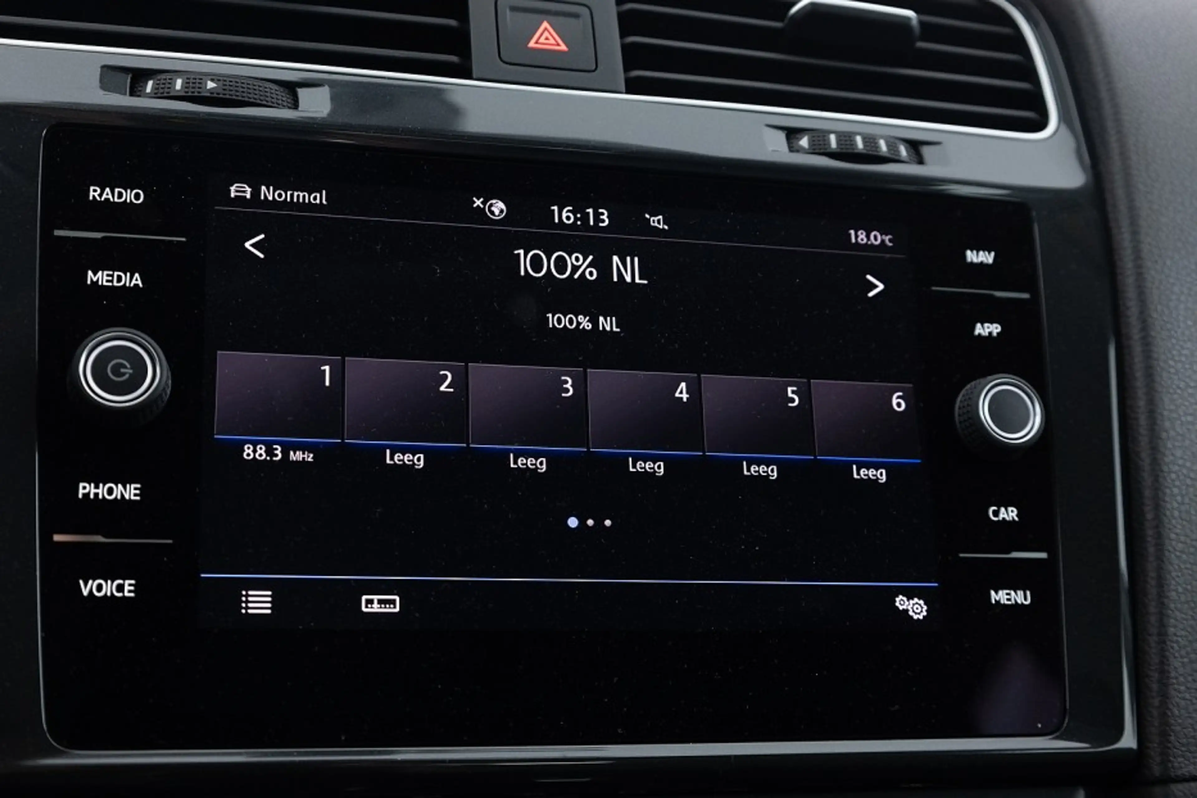 Volkswagen e-Golf E-DITION *SOH 90%* LED | VELGEN | NAVI ✅ 1e Eigena — photo 12